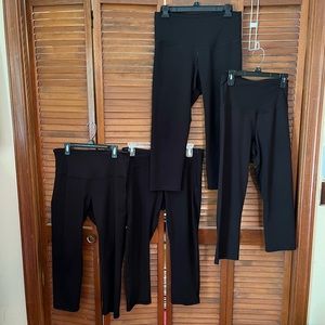 Lot of 4 Old Navy Capris